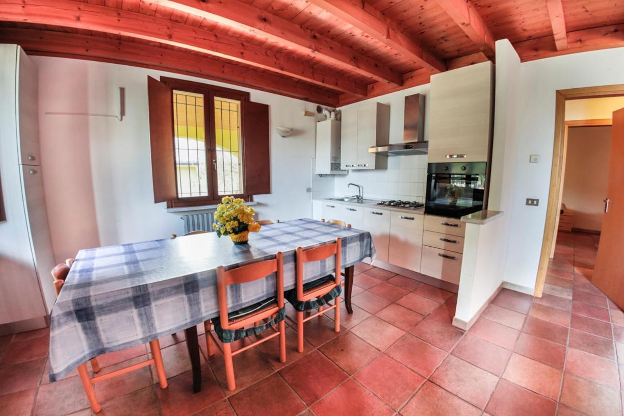 Agriturismo Case In Collina Volta Mantovana Εξωτερικό φωτογραφία