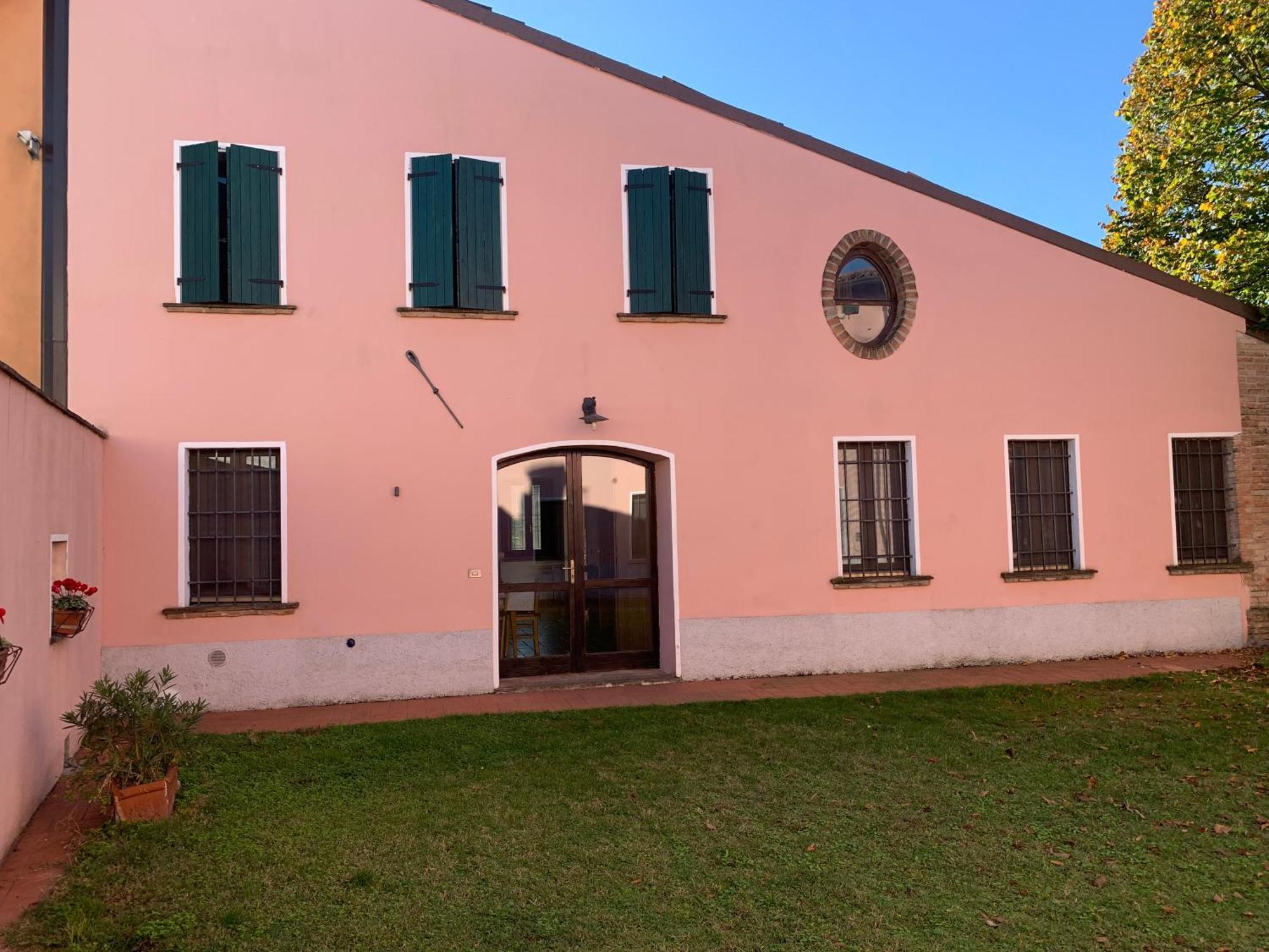 Agriturismo Case In Collina Volta Mantovana Εξωτερικό φωτογραφία
