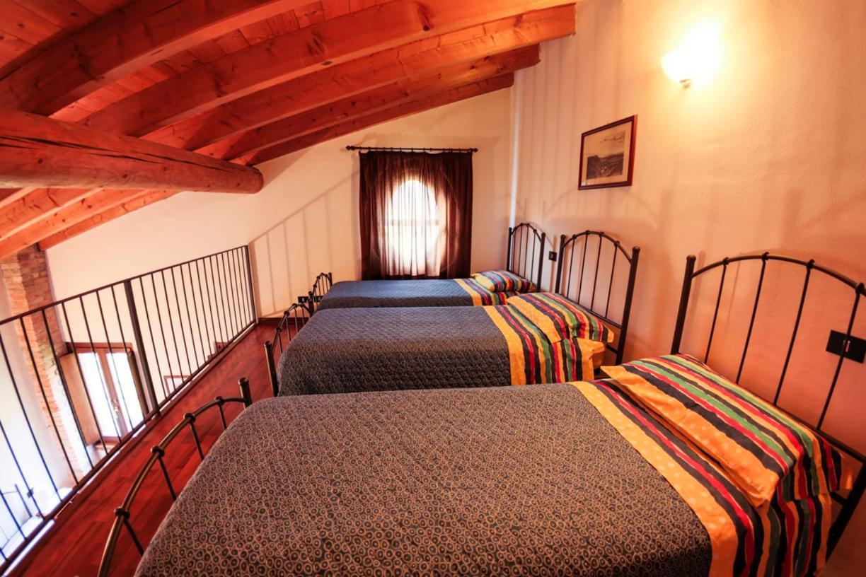 Agriturismo Case In Collina Volta Mantovana Εξωτερικό φωτογραφία